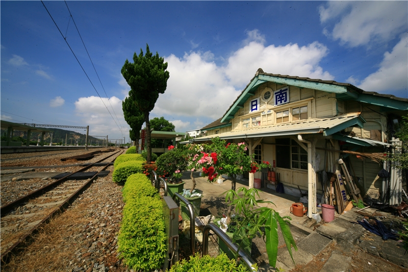 縱貫鐵路海線．日南車站全景