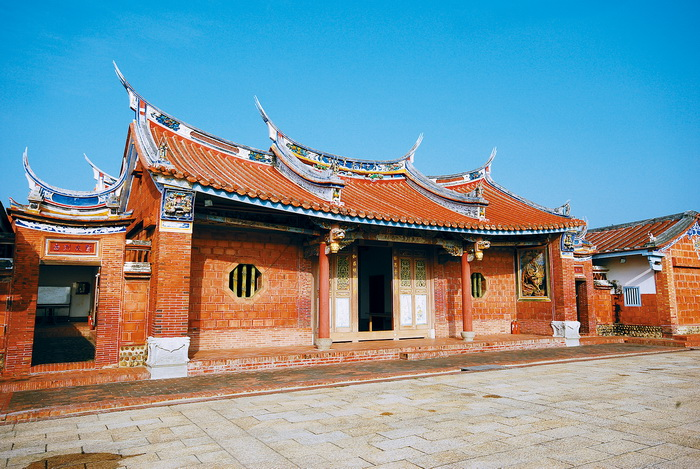 臺中張家祖廟(左側)