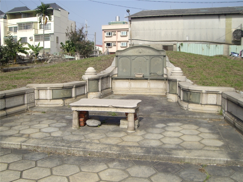 神岡呂汝玉墓園 